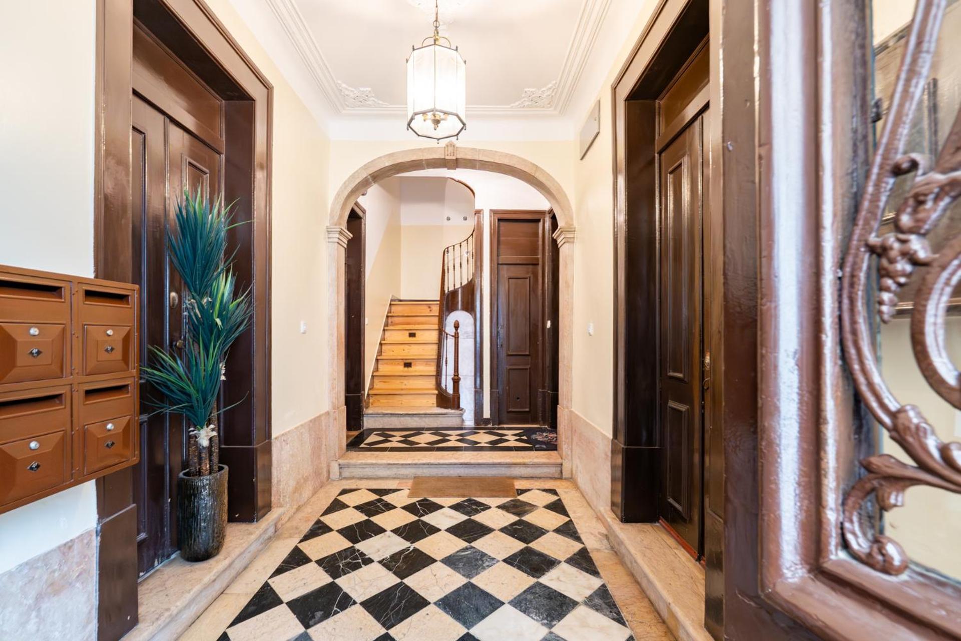 Beautiful Apartment In Bairro Alto - Quite ลิสบอน ภายนอก รูปภาพ